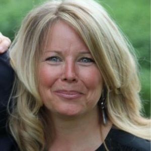 Meet your Posher, Lucie